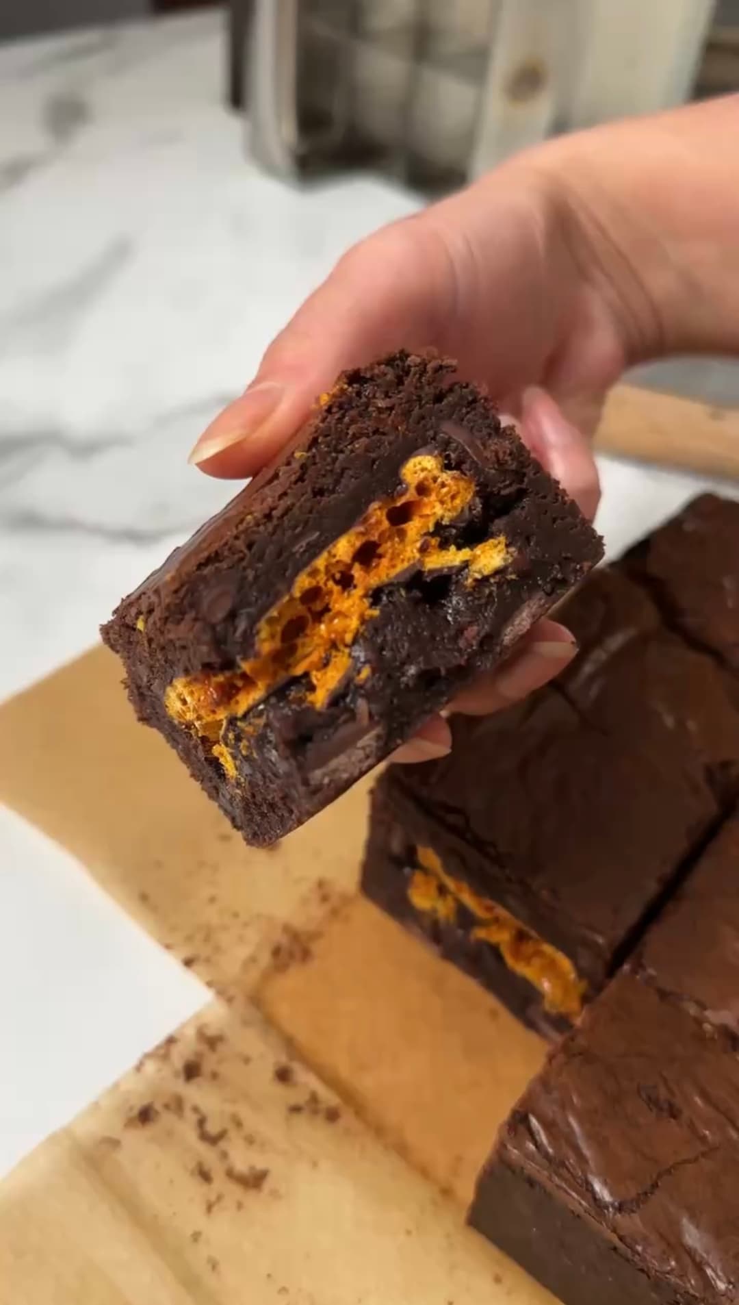 Honeycomb brownie with honeycomb